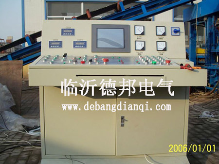 PLC、觸摸屏控制系統(tǒng)214